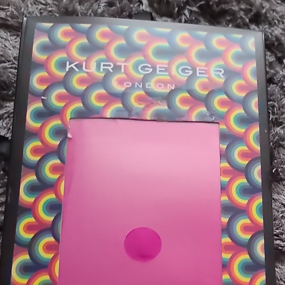 Kurt Geiger London opaque pink tights new in package size s/m - Picture 1 of 5
